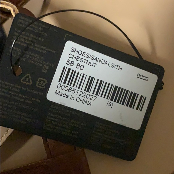 NWT Forever 21 Sandal - Picture 3 of 3